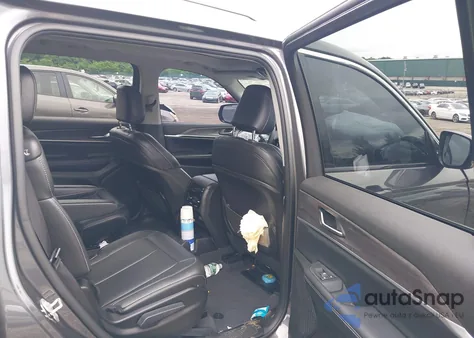 2023 Jeep Grand Cherokee L Limited 4X4 z USA, uszkodzony, nr VIN 1C4RJKBG4P8885521